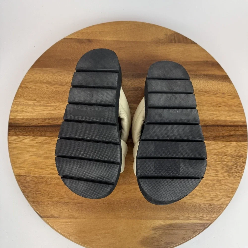 Womens Seychelles Driving Force‎ Ivory Leather Crisscross Platform Slides Size 6